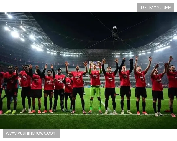 [国际足球]40场不败 勒沃库森晋级决赛.